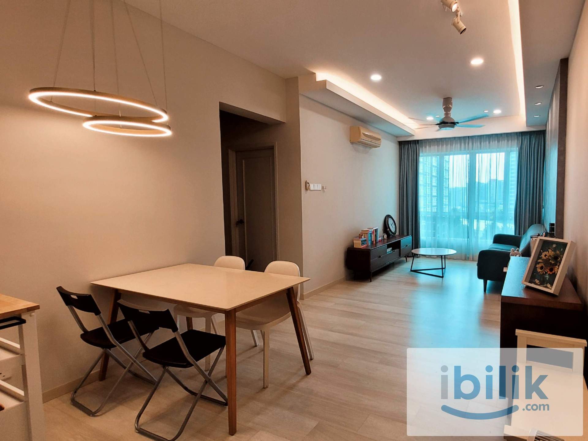 Modern Newly-Renovated Medium Room Available in Subang Jaya Condo - Image 1