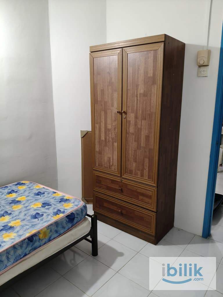 Fully furnished Middle / Single Room at Kingfisher Series, Greenlane (Female only) - Image 3