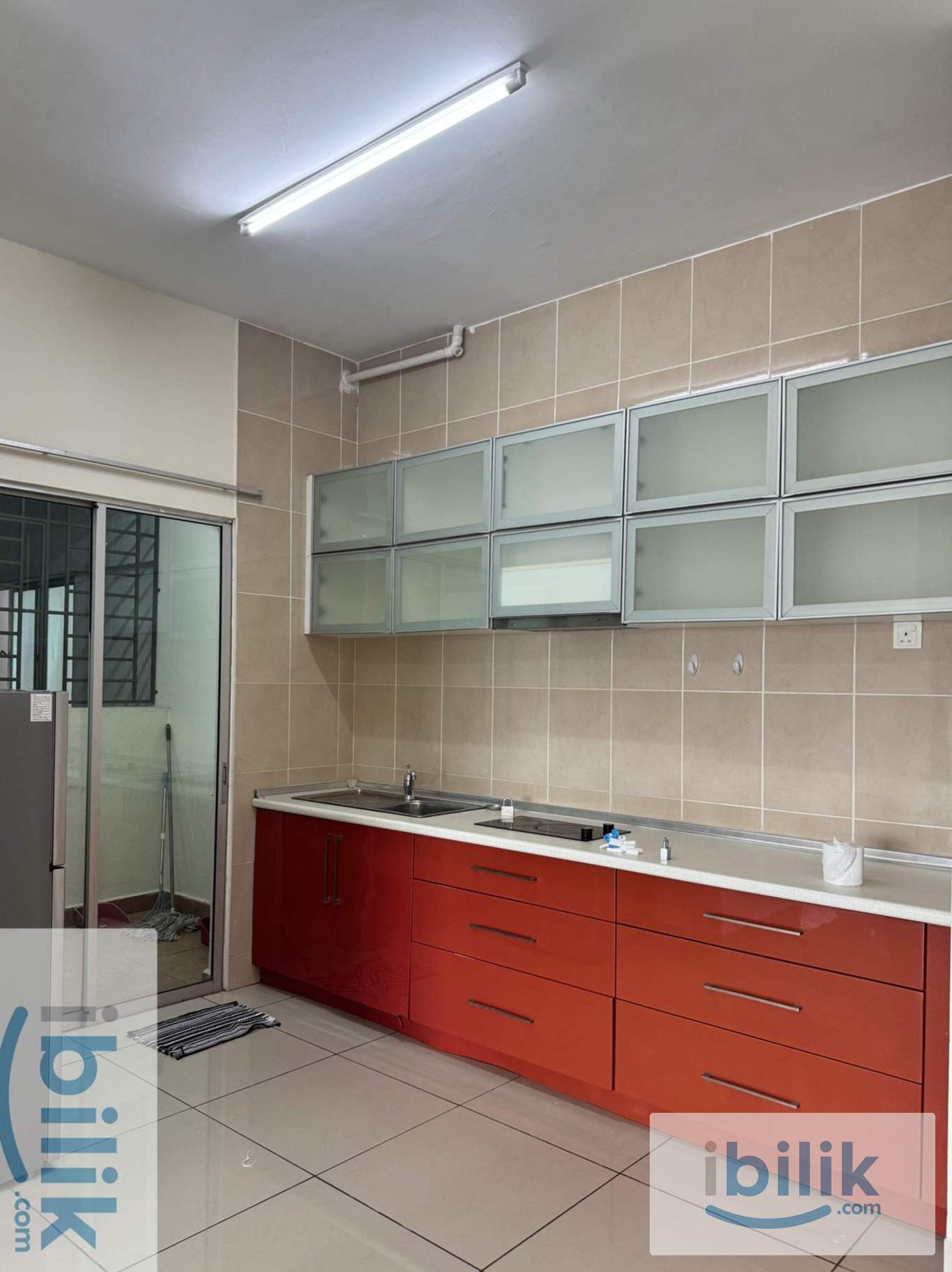 Medium Room Fully Furnished Chinese Only - Image 3