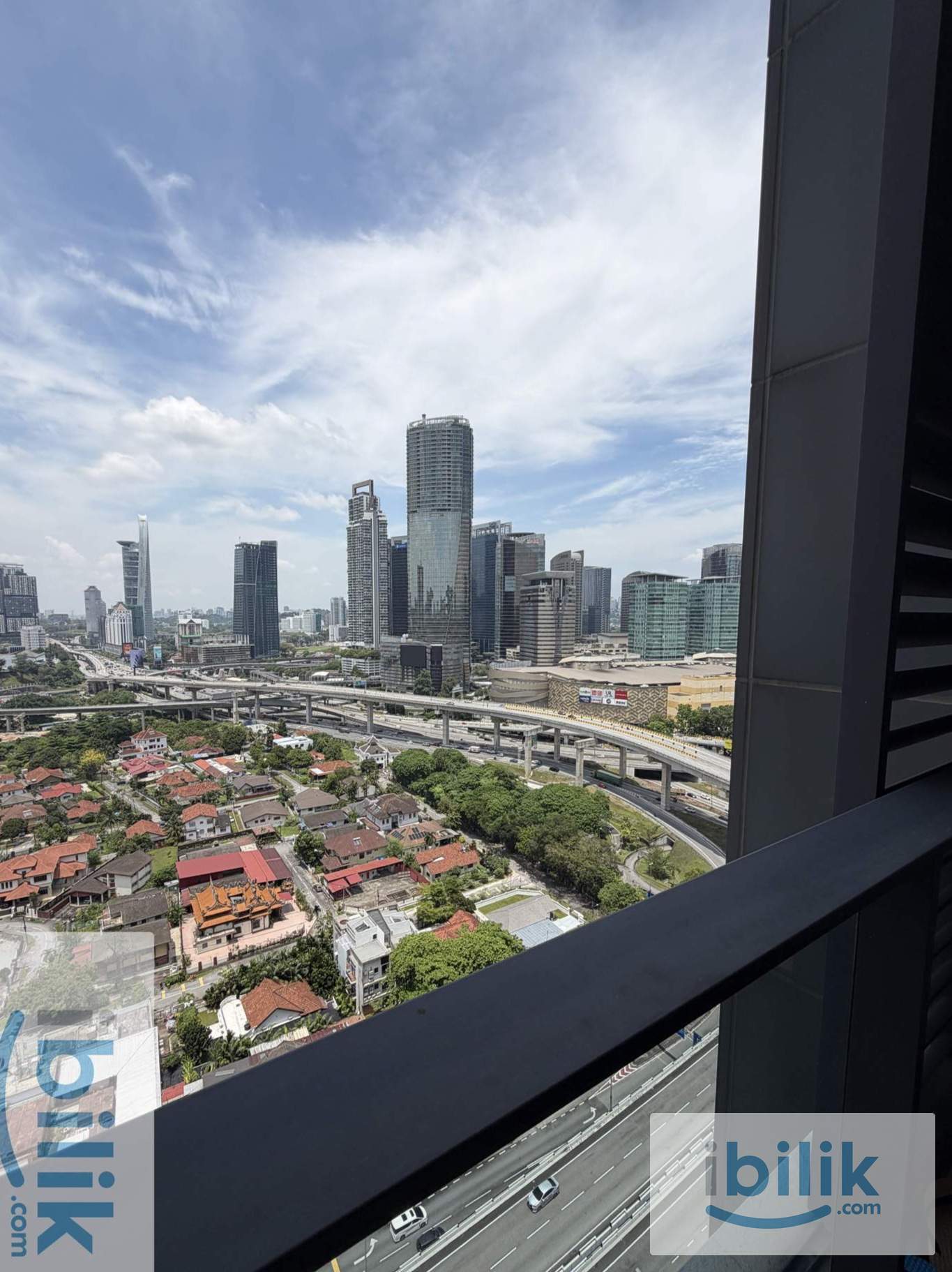 Comfy Apartment in Mid Valley Megamall & KLCC - Image 8