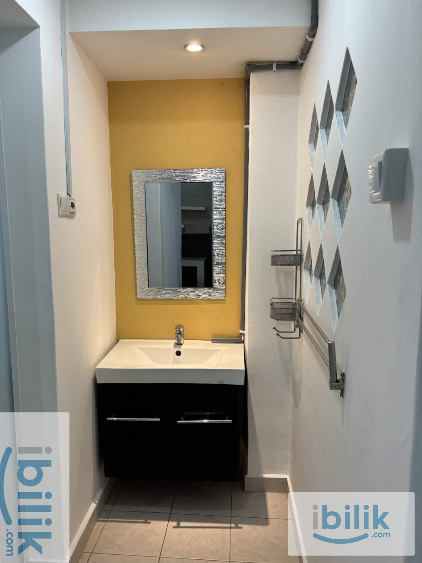 🚇 Walking Distance to LRT USJ7 (Kelana Jaya Line) -   📍USJ 2, Subang Jaya (Terrace House) Fully Furnished ❗ - Image 4