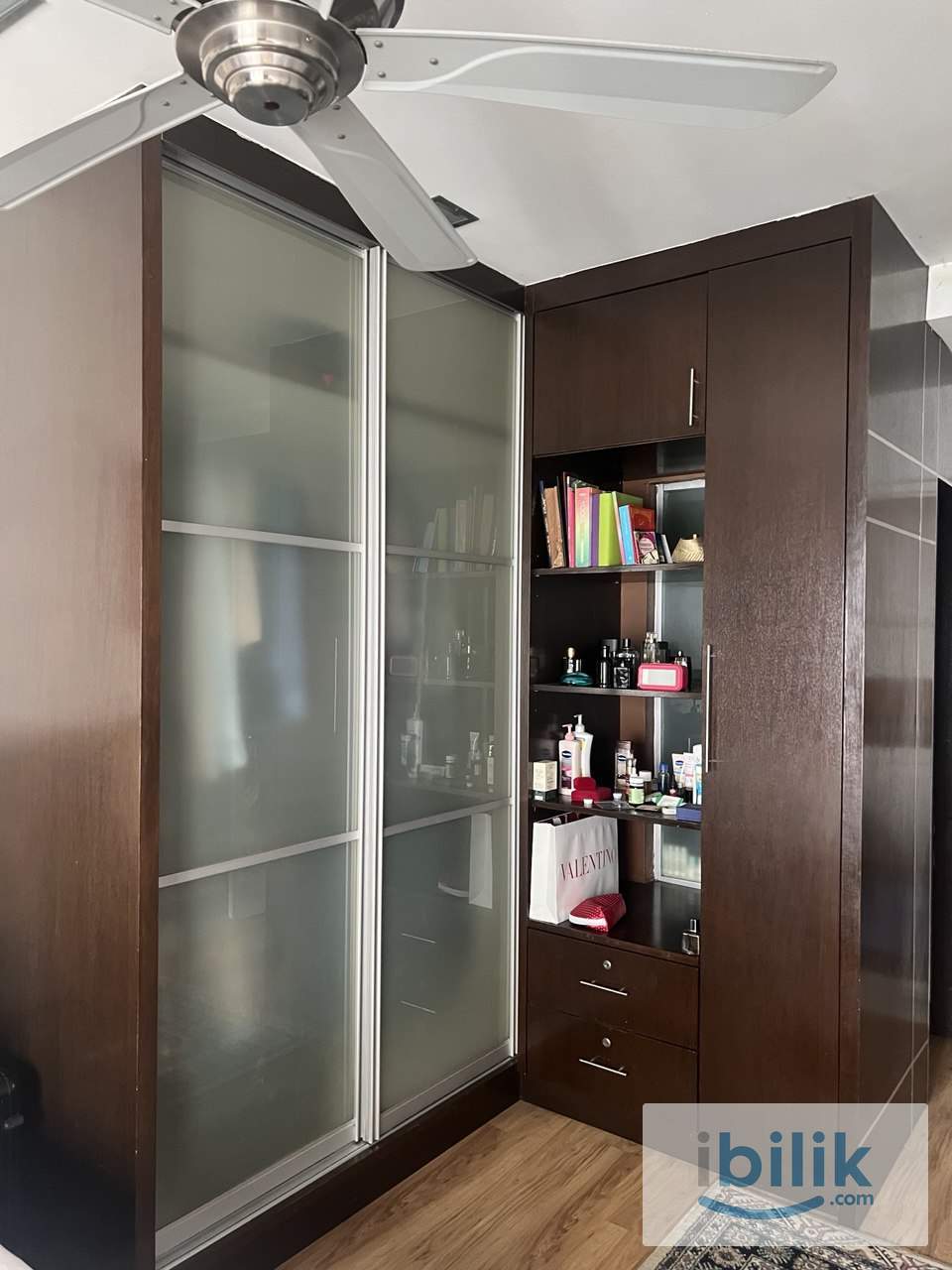 FULLY FURNISHED ROOM TO LET , LADIES ONLY , AVAILABLE NOW  - Image 2