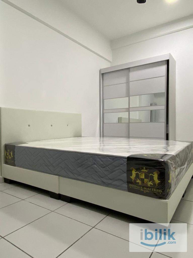 Axis - [Female Unit] Middle Room!! Offer At Only RM770!! 3 Minute To LRT Station!! LRT Direct To Sunway Velocity!! - Image 5