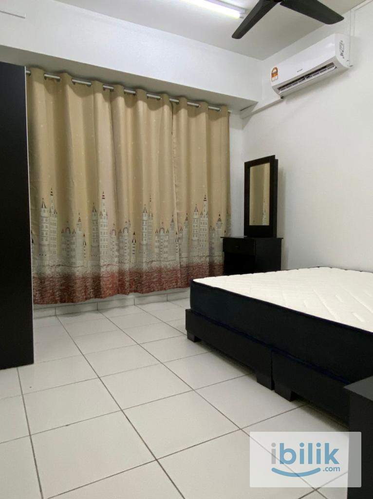 Axis - [Female Unit] Middle Room!! Offer At Only RM600!! 3 Minute To LRT Station!! LRT Direct To Sunway Velocity!! - Image 1