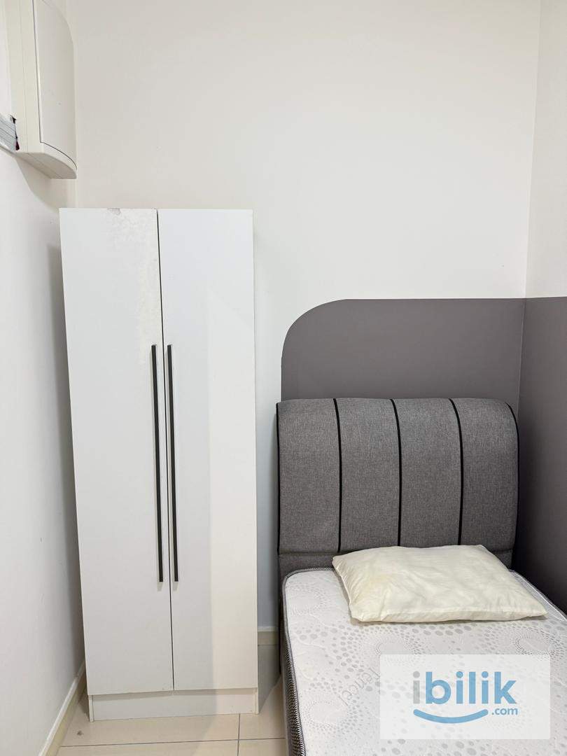 Duta Park - Small Room - Image 1