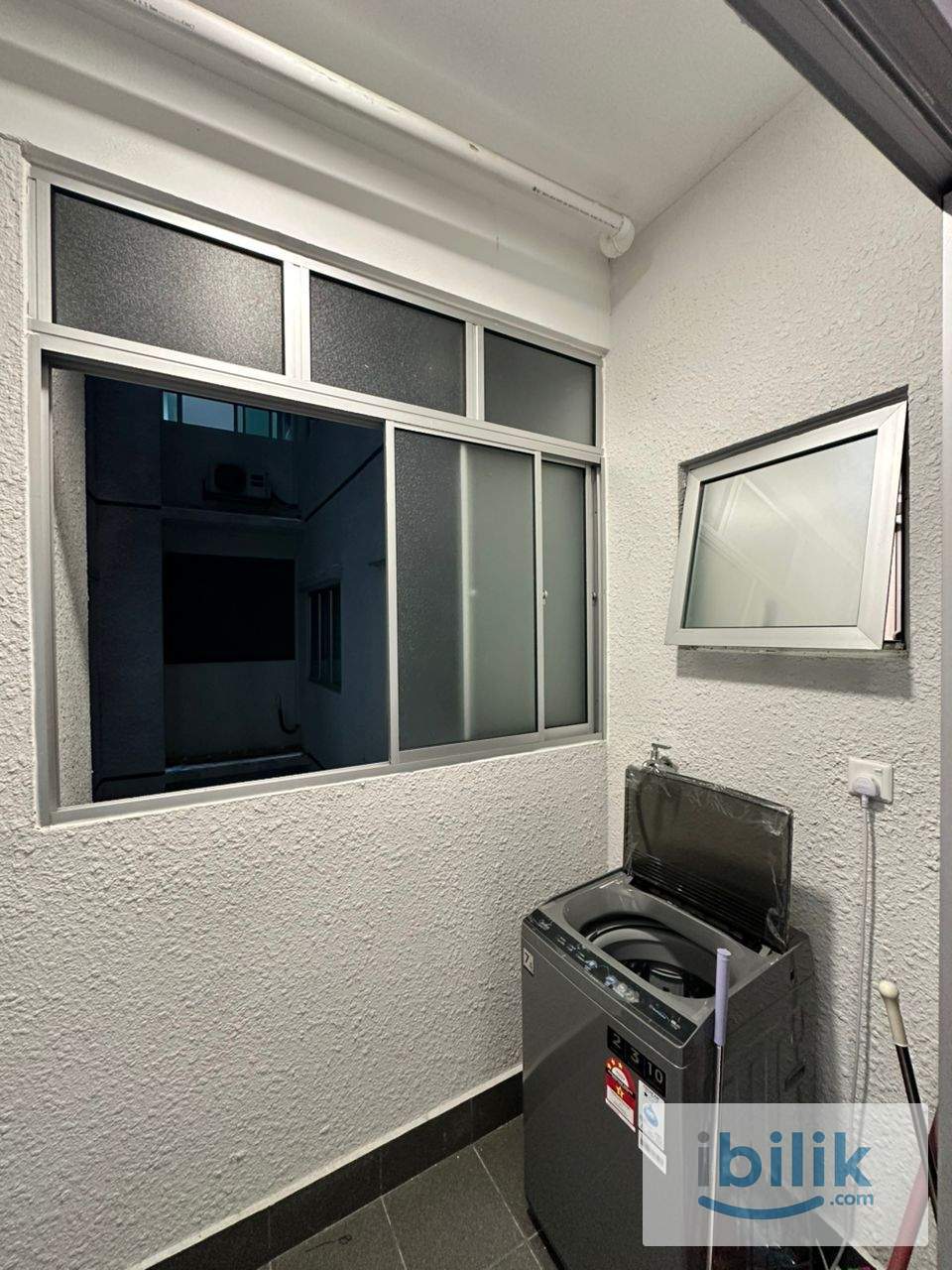 Razak City - Balcony Room - Image 4