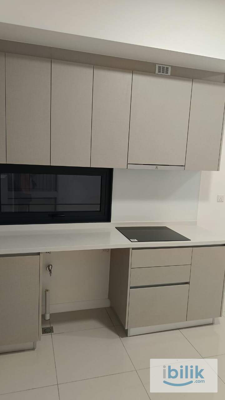 Skyline - Whole Unit - Image 5