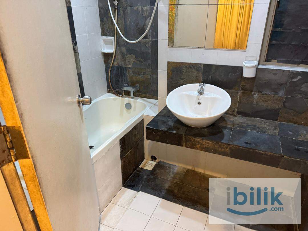 Ritze Perdana 2 Fully Furnished Studio For Rent  - Image 5