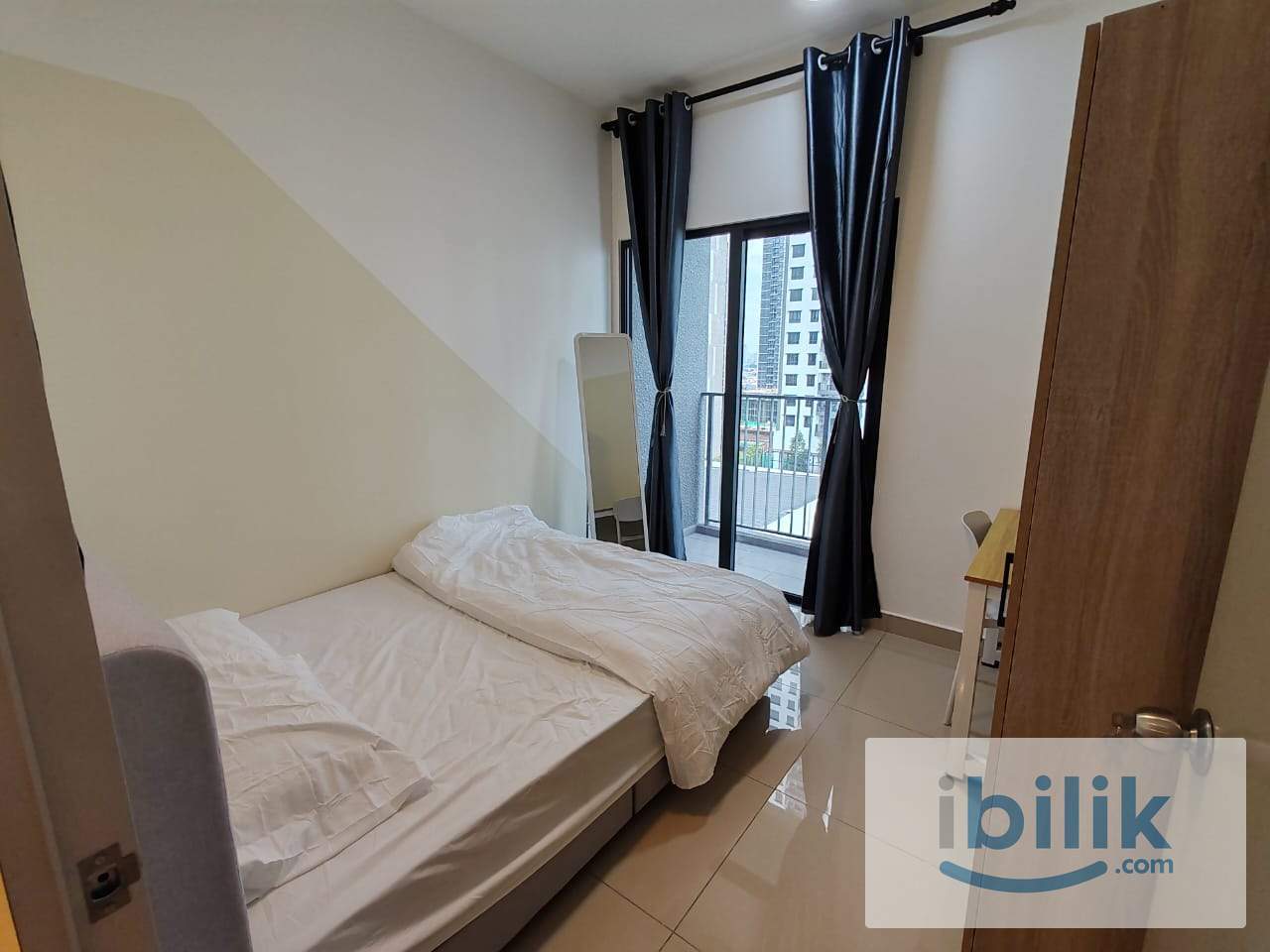 Single Bed Room @ M Luna / M-Luna Residence, Kepong, Kiara Bay, Metropolitan Park, MRT Sri Delima, Aeon Kepong Utama - Image 5