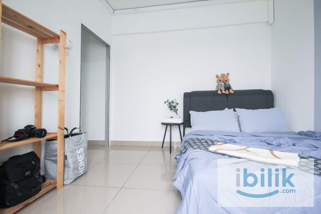 Master Bedroom @ Casa Residenza Kota Damansara - Image 1