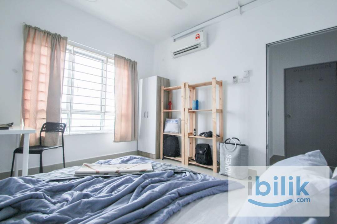 Master Bedroom @ Casa Residenza Kota Damansara - Image 3