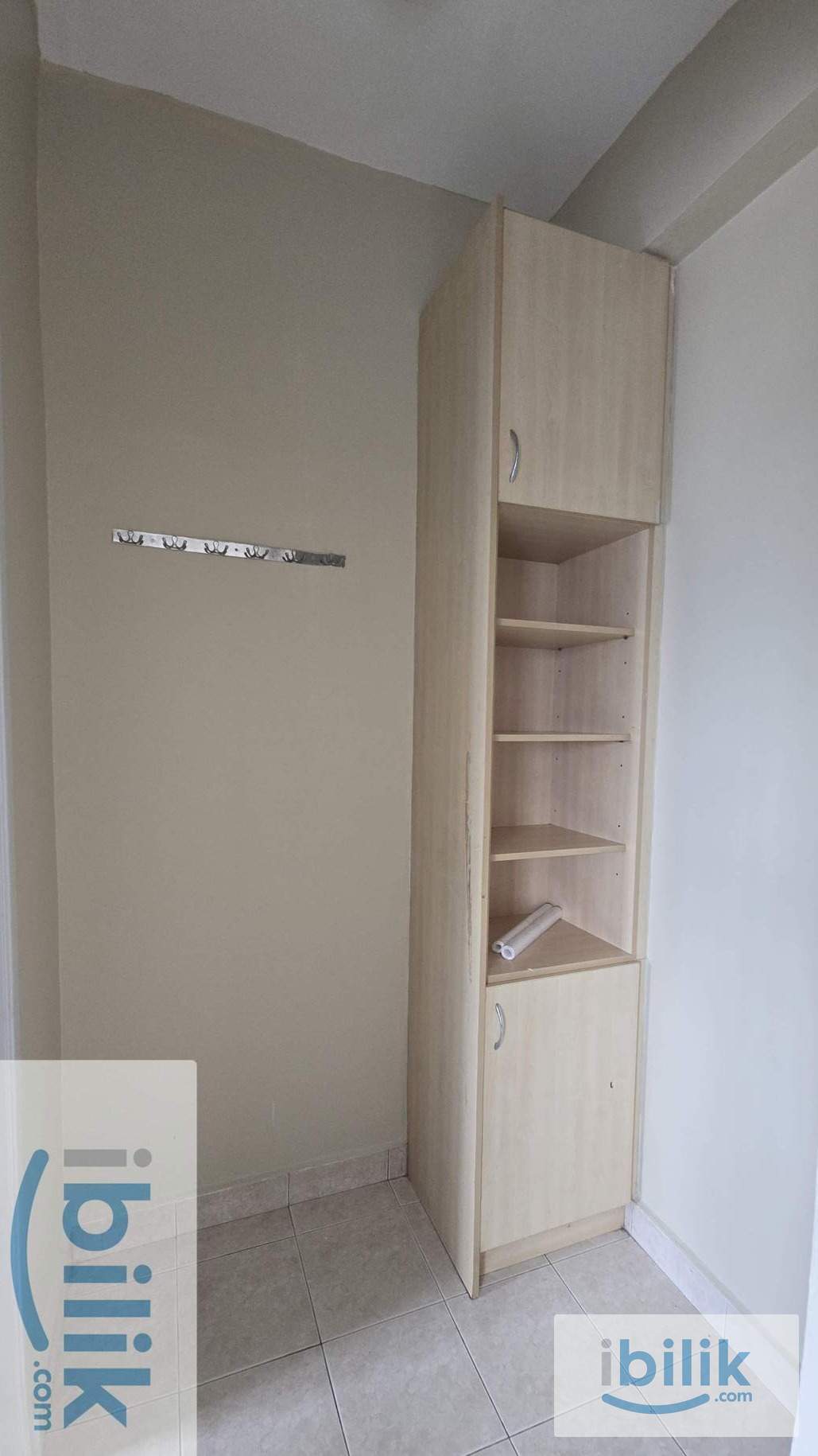 Master Bedroom  - Image 4