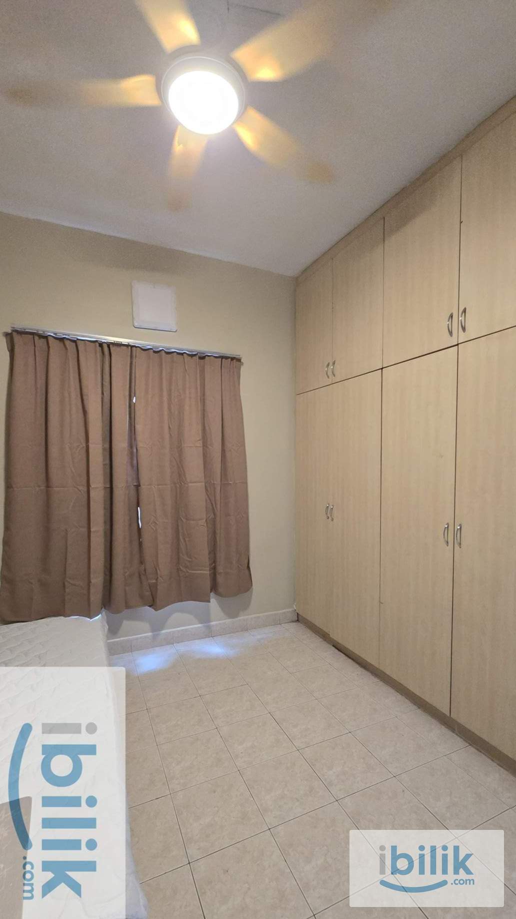 Deluxe room walking distance to LRT station  - Image 1