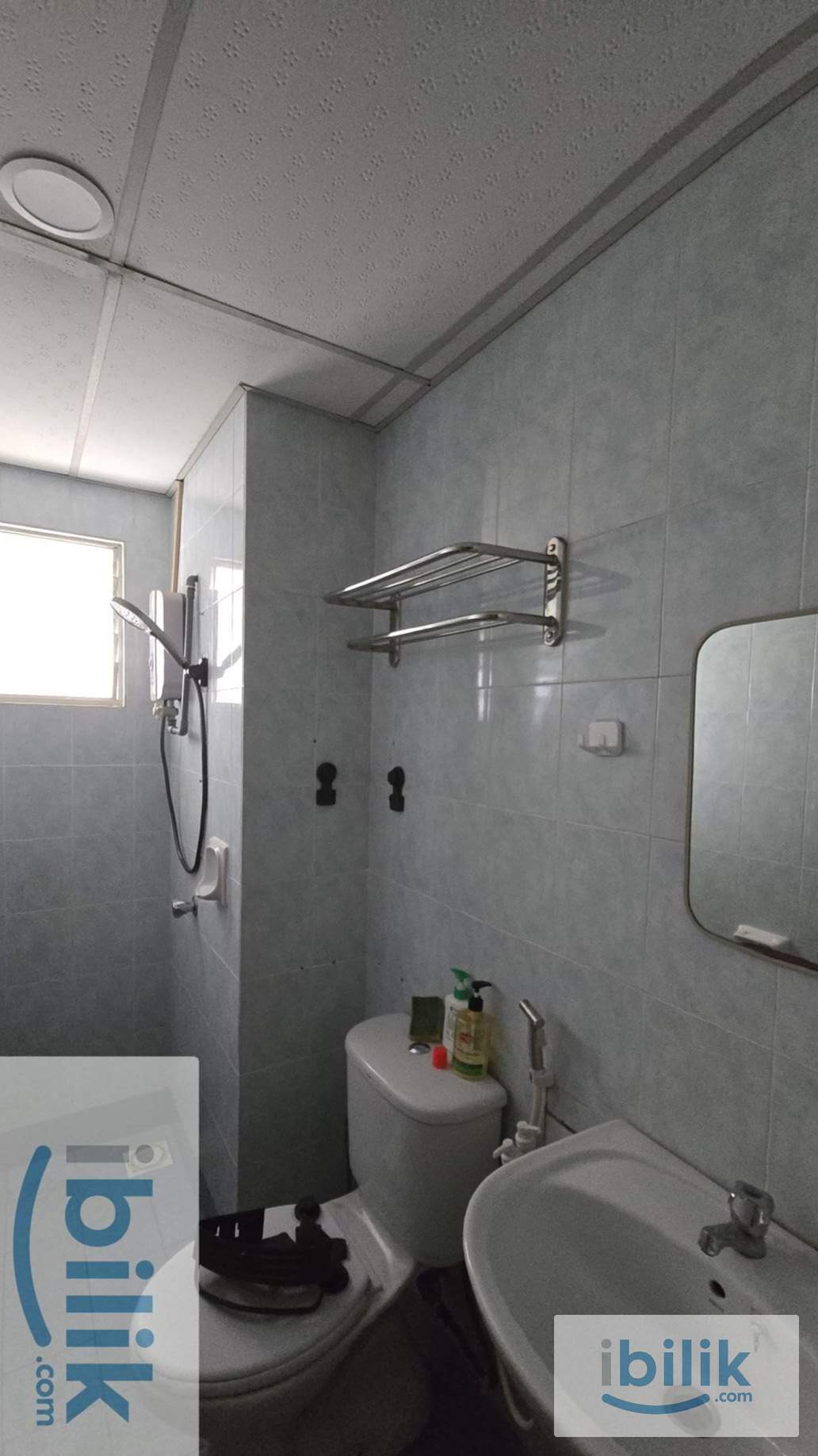Middle Room walking distance to Kelana Jaya LRT LINE  - Image 7
