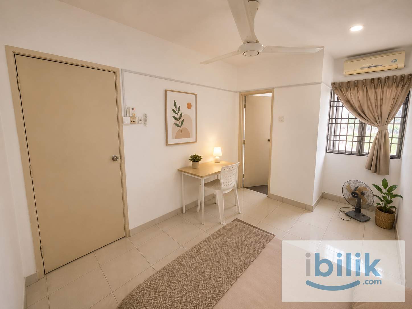 🌟 Spacious & Comfortable Room| Pesona Kemuning Room for Rent NEAR HIGHWAY - Image 1