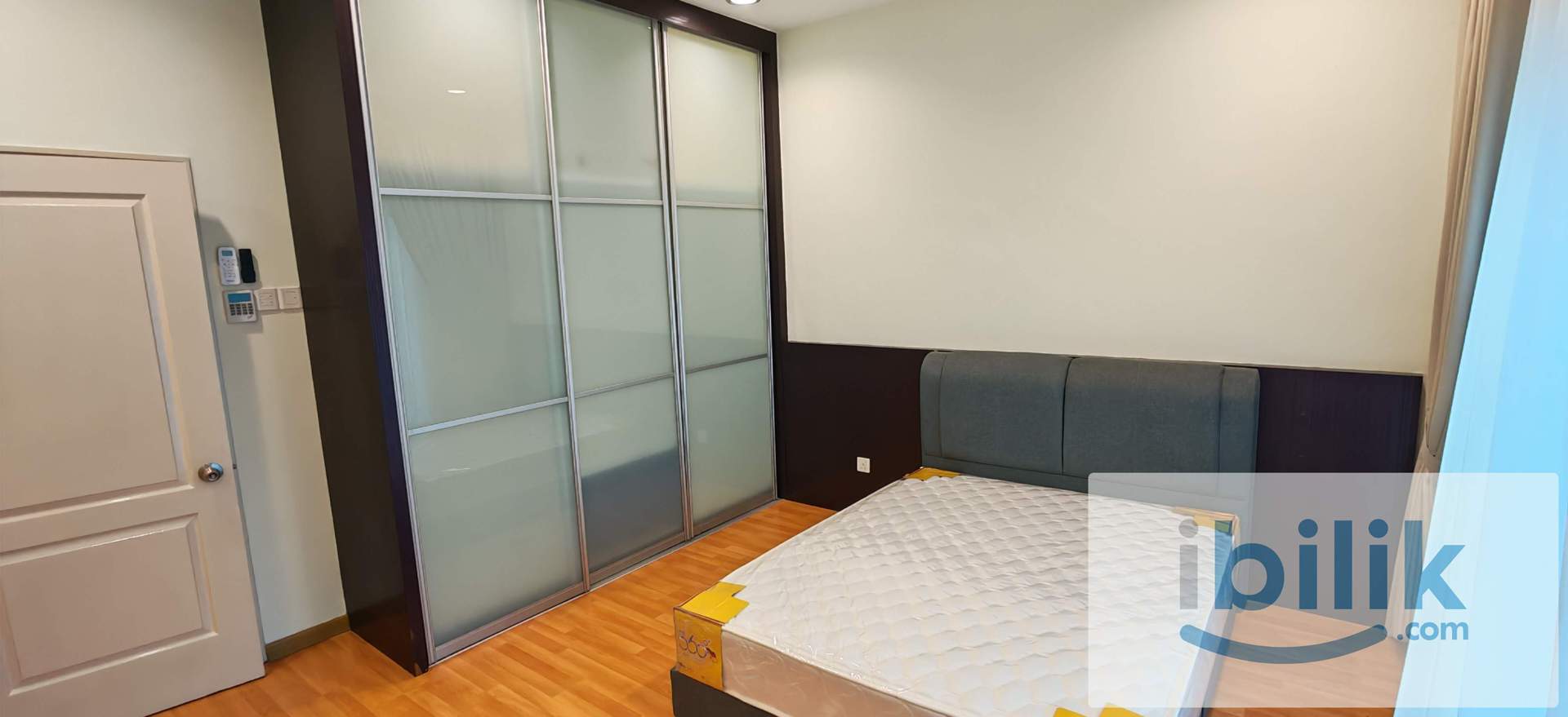 Master Room with Toilet - Jalan Sumazau - Image 3