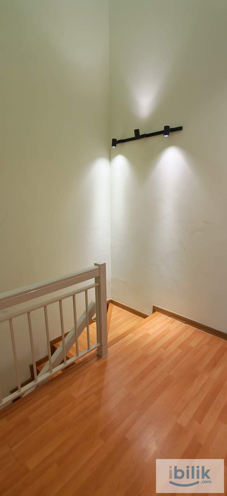 Master Room with Toilet - Jalan Sumazau - Image 5