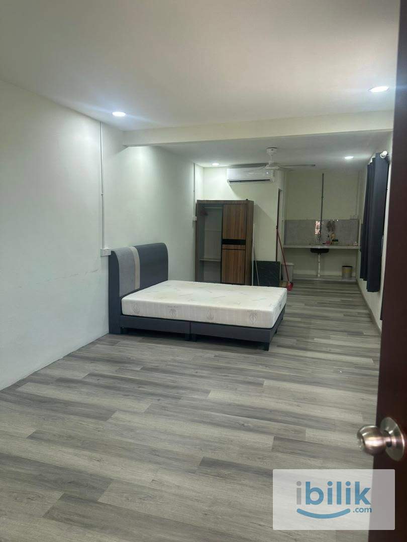STUDIO - Image 1