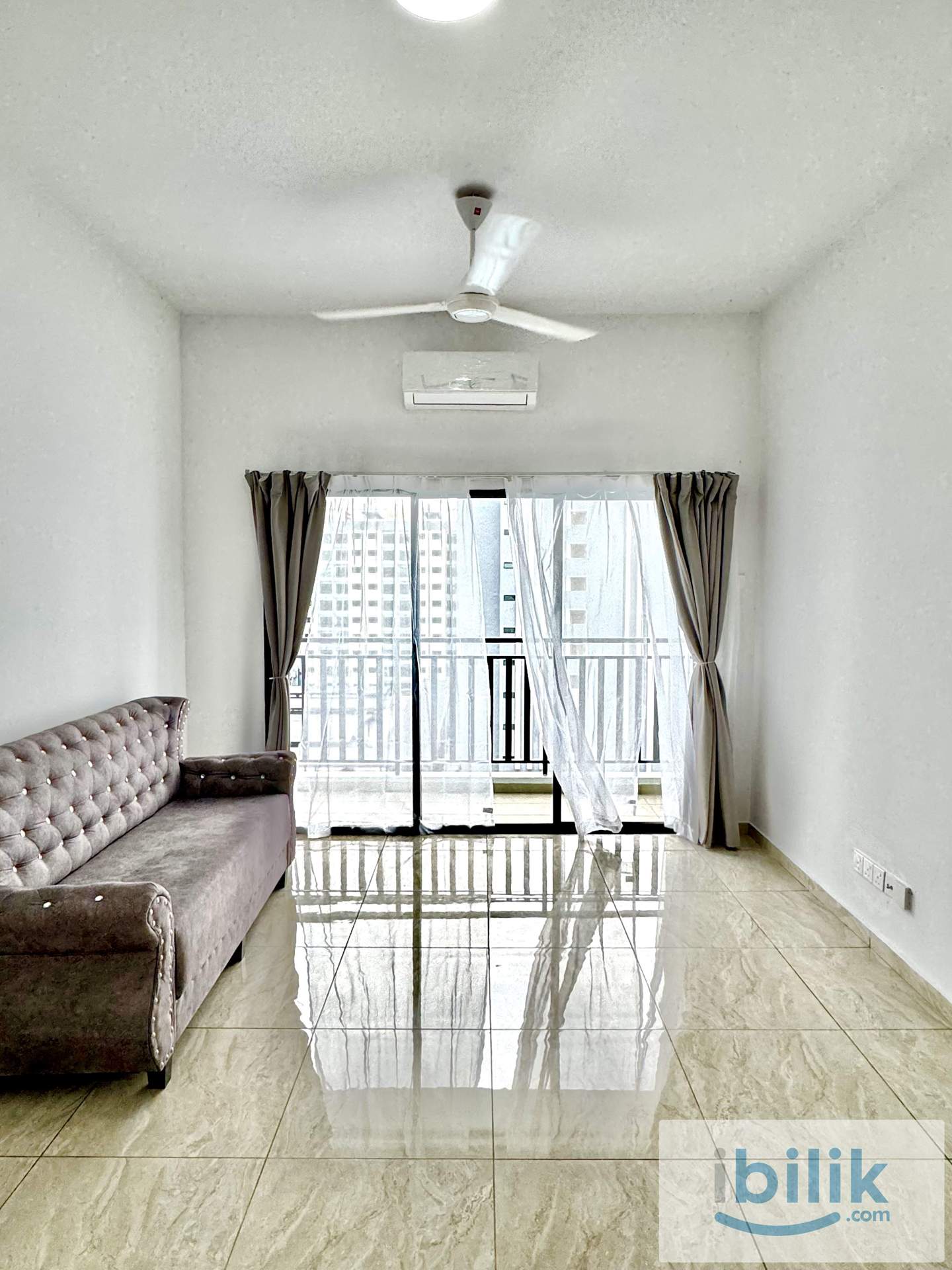 Cozy Rent Room Ambience Pulau Gadong Melaka - Image 9