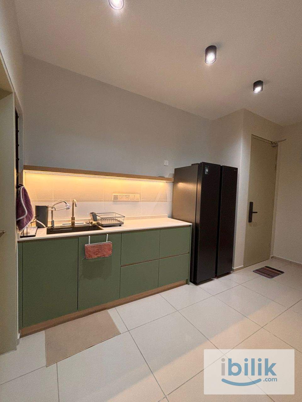Fully Furnished Master Room @ Seiring Residensi Damaisuria || Near Subang Airport & Kota Damansara - Image 2