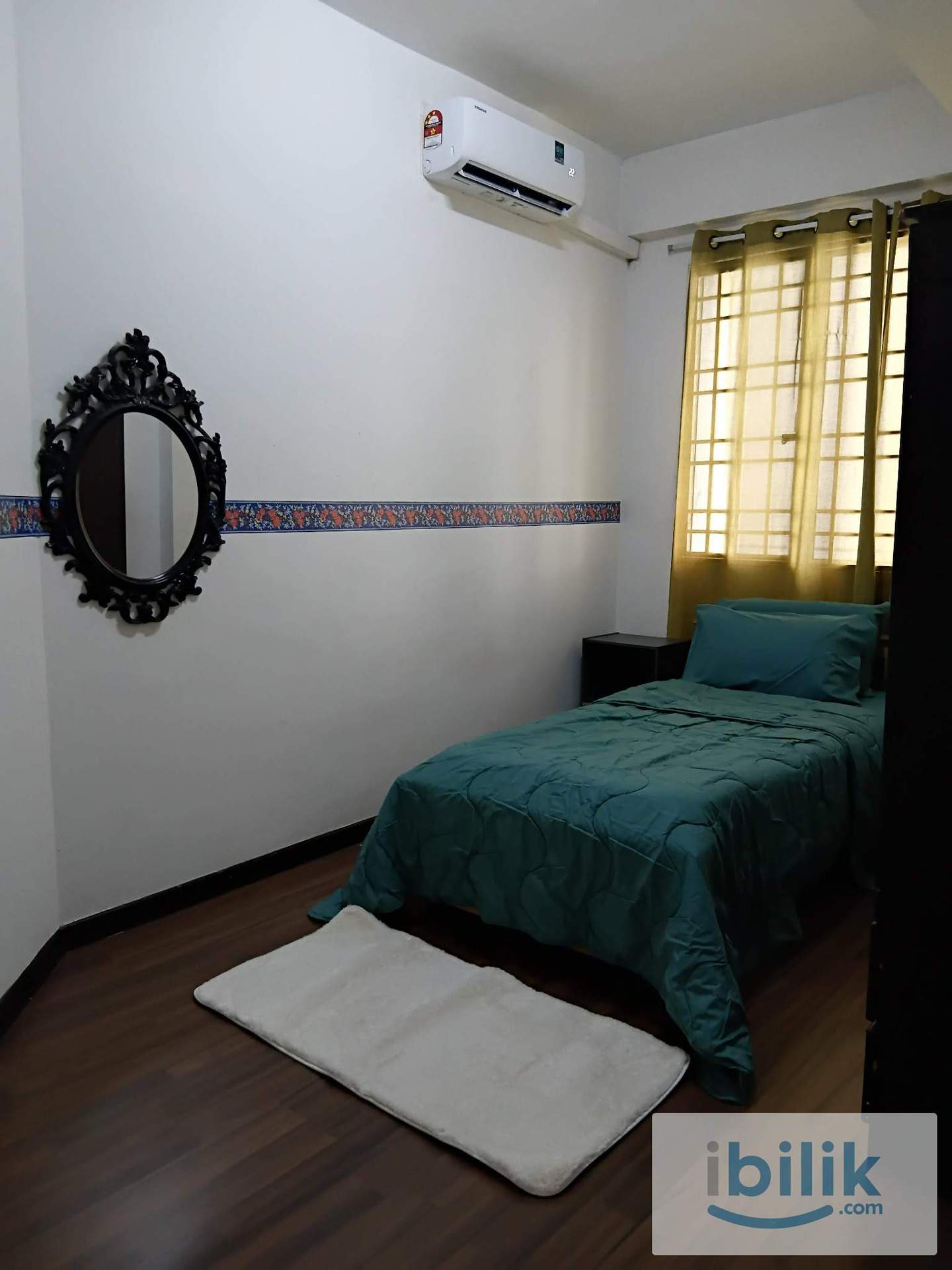 Small Room - Image 3