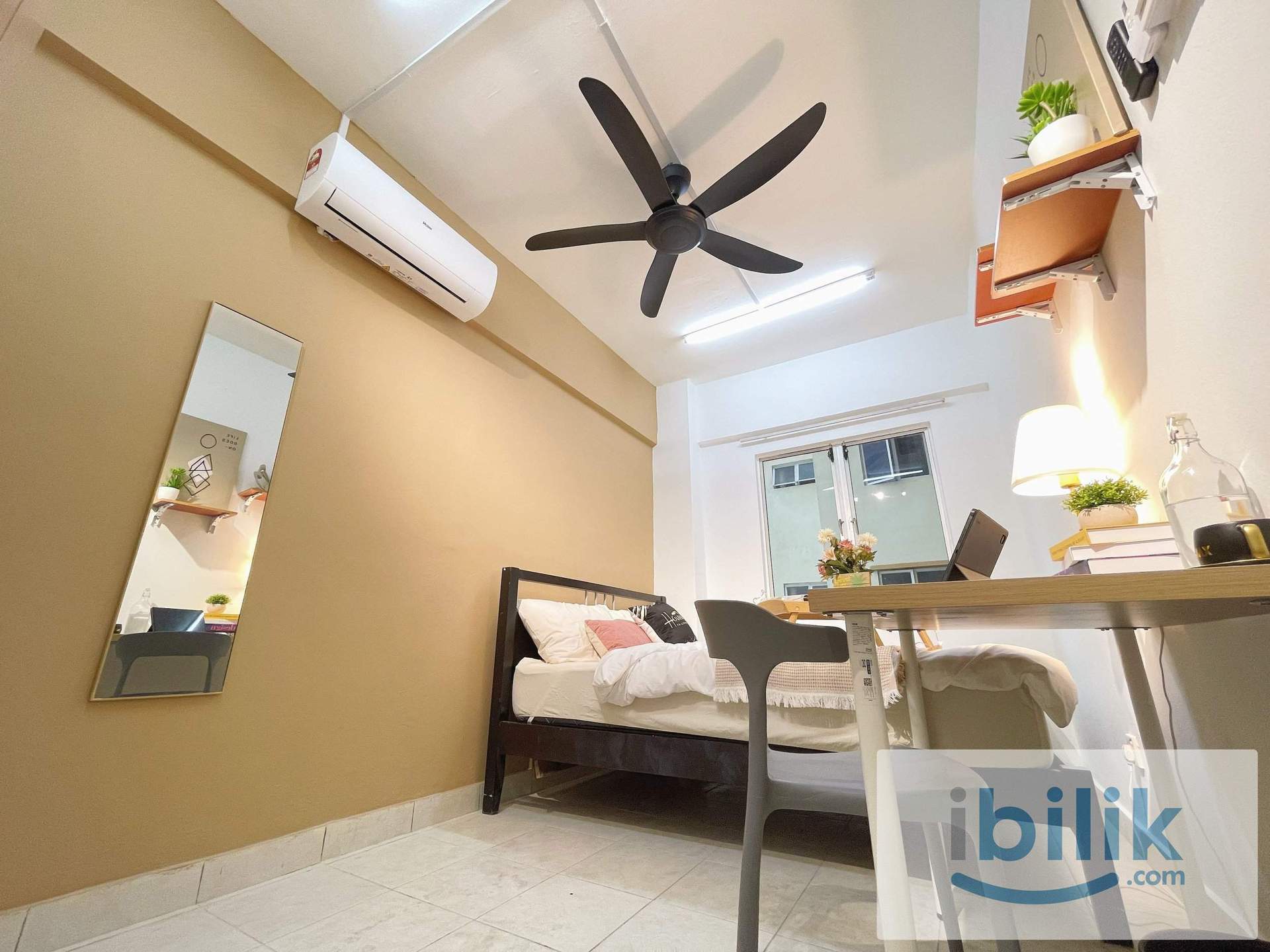 🔥PREMIUM QUEEN ROOM🔥7MINS WALK TO MRT! SAME LINE TO KWASA DAMANSARA/BUKIT BINTANG/TRX! - Image 3