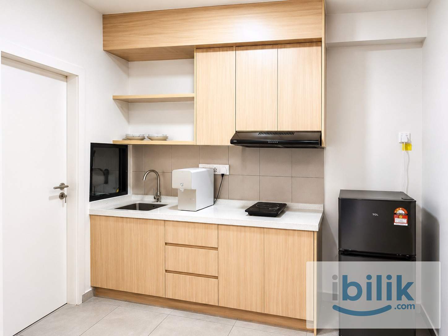 Small Room - Image 3