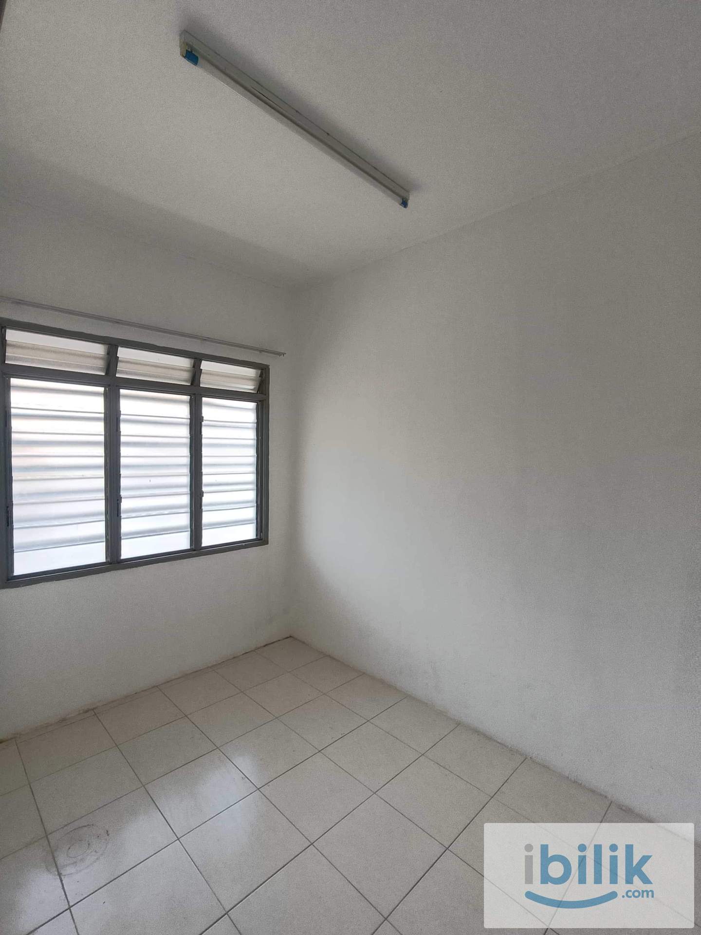Single Storey for Rent @ Sale  - Image 6