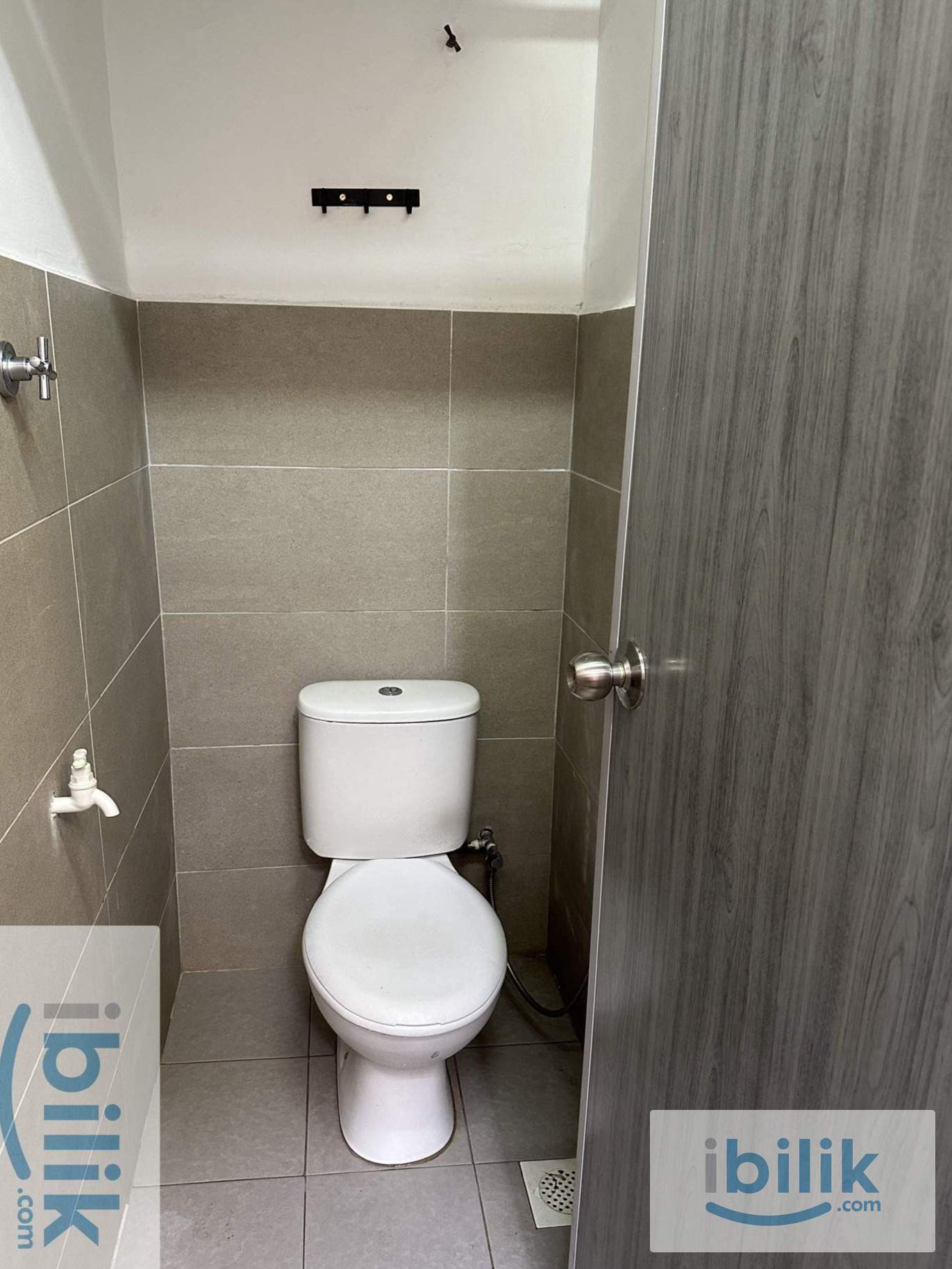 Middle Room For Rent @ Landed House near MRT Sentul Barat - Image 6