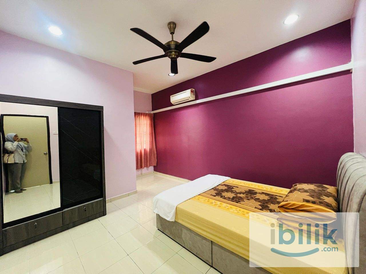 Bandar Bukit Tinggi 2 , Medium Room (private toilet ) - Image 1