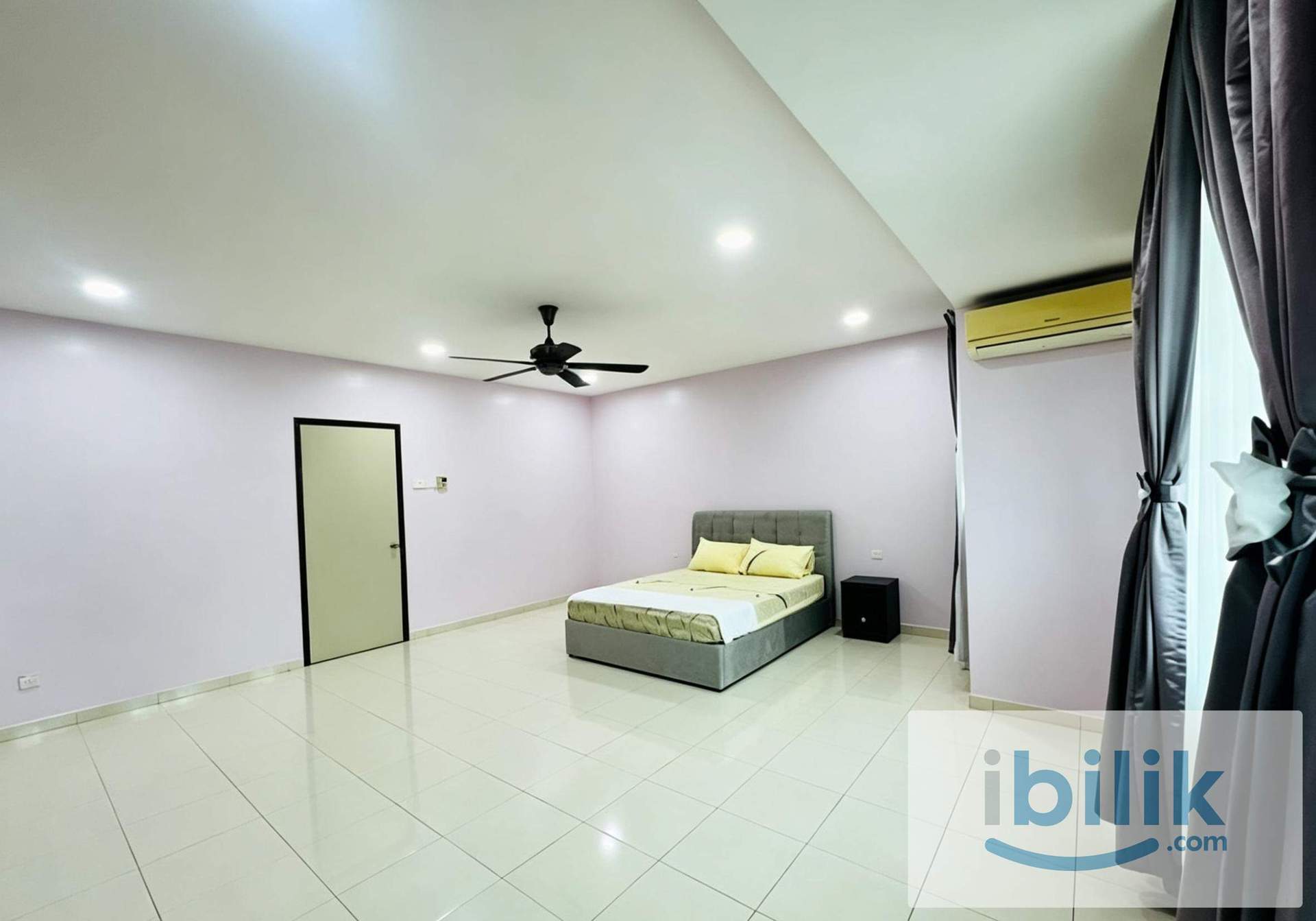 Bandar Bukit Tinggi 2,Master room(private toilet &1parking) - Image 1