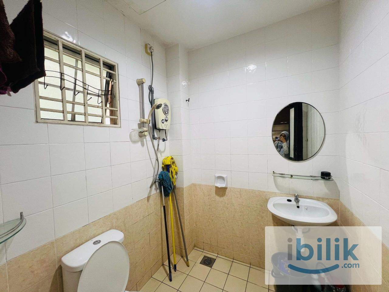 Bandar Bukit Tinggi 2,Master room(private toilet &1parking) - Image 6