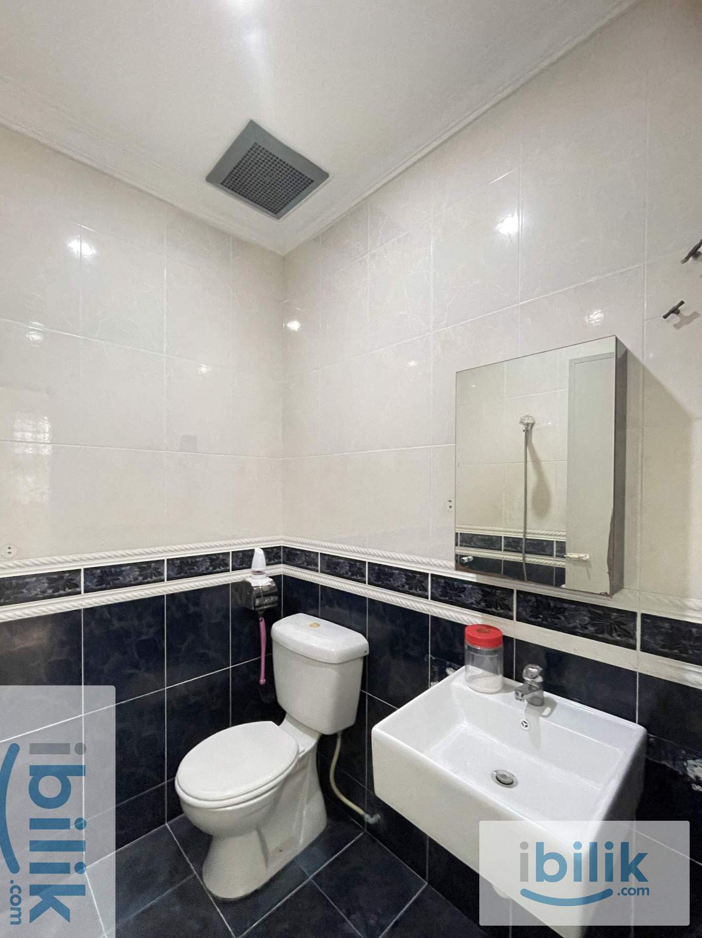 Selayang Jaya Double Storey House Room - Image 3