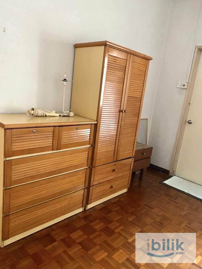 TTDI Room for rent in great and safe neighbourhood  - Image 1