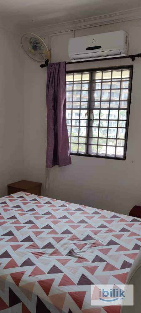 Middle Room for Rent @ Gold Coast Resort, Bayan Lepas - Image 1