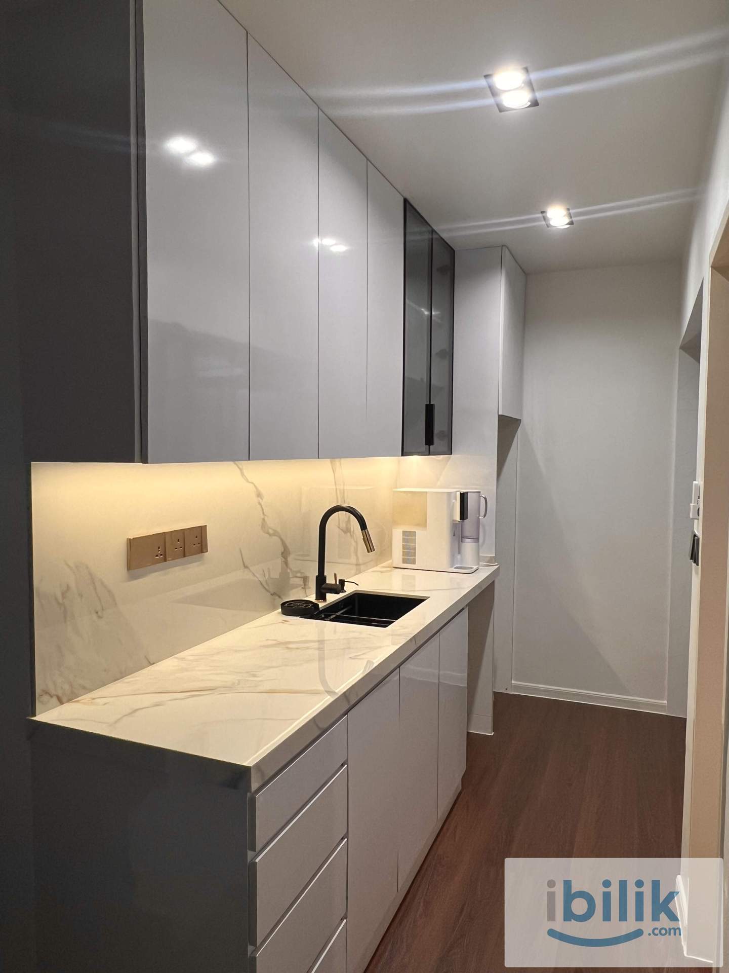 Kepong | Premium Interior Design & Beautiful Middle Room | Fully Furnished | Female Only - Image 7