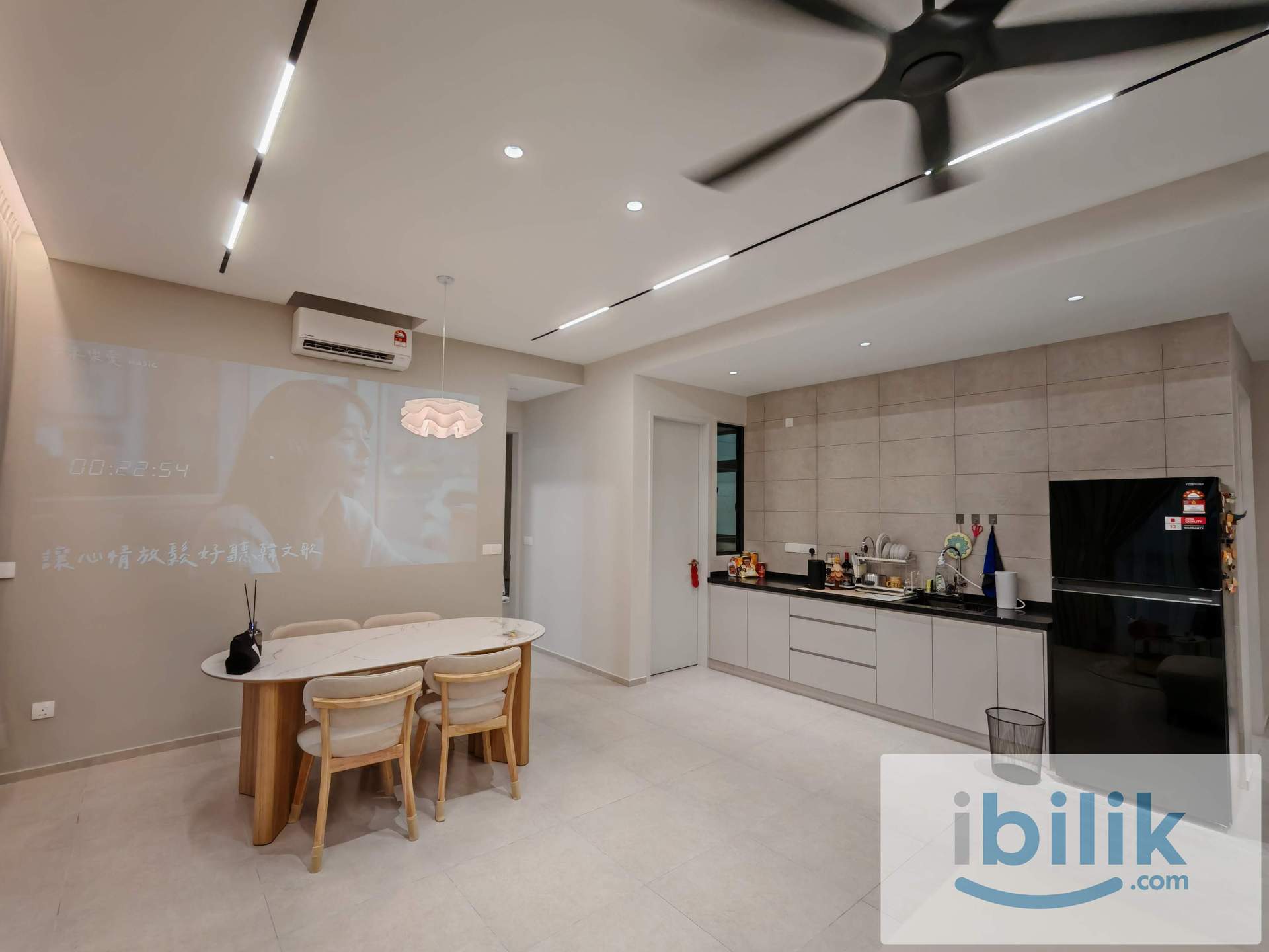 Single Bedroom - Image 2
