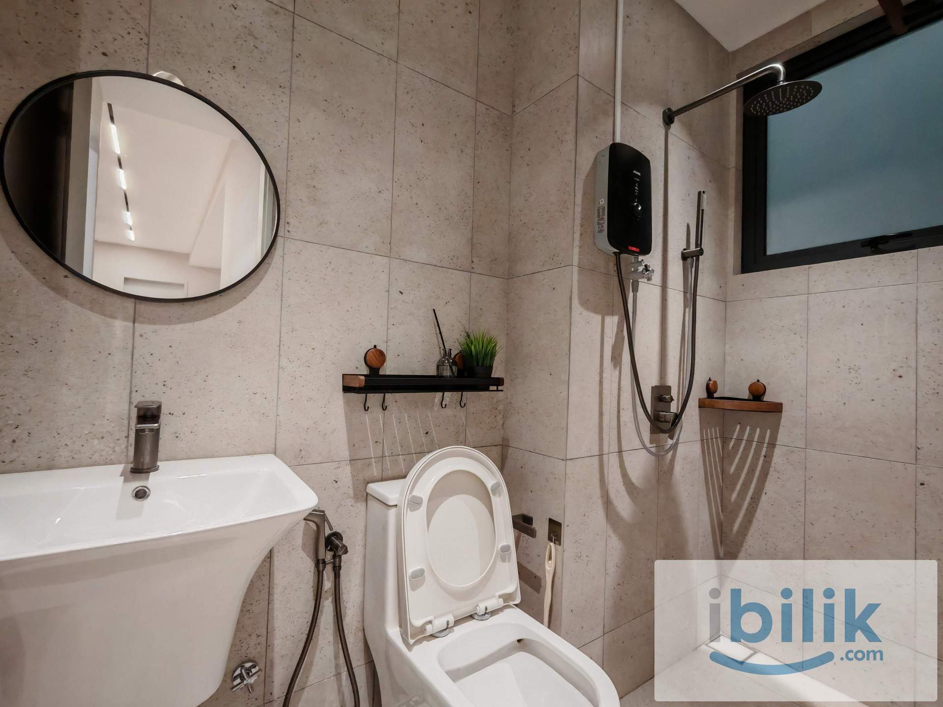 Single Bedroom - Image 8