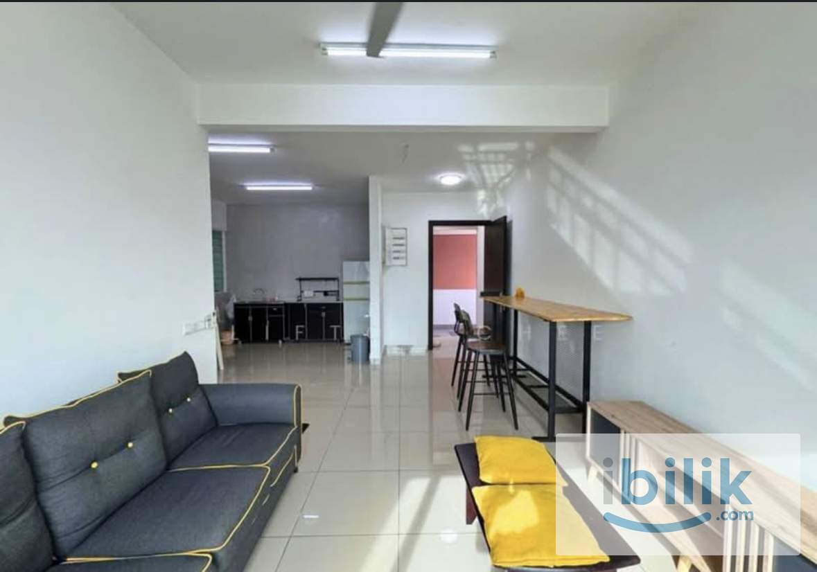 Middle Room in Setia Sky Ville Jelutong - Image 4