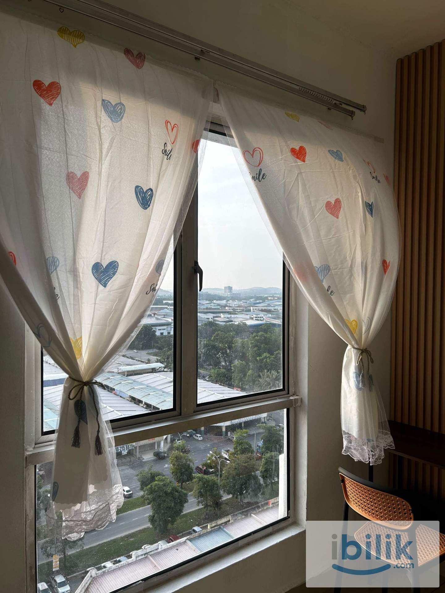 Bilik Sewa LELAKI Medium Bedroom Free Wifi Sentrovue Fully Furnished Aircond - Image 2