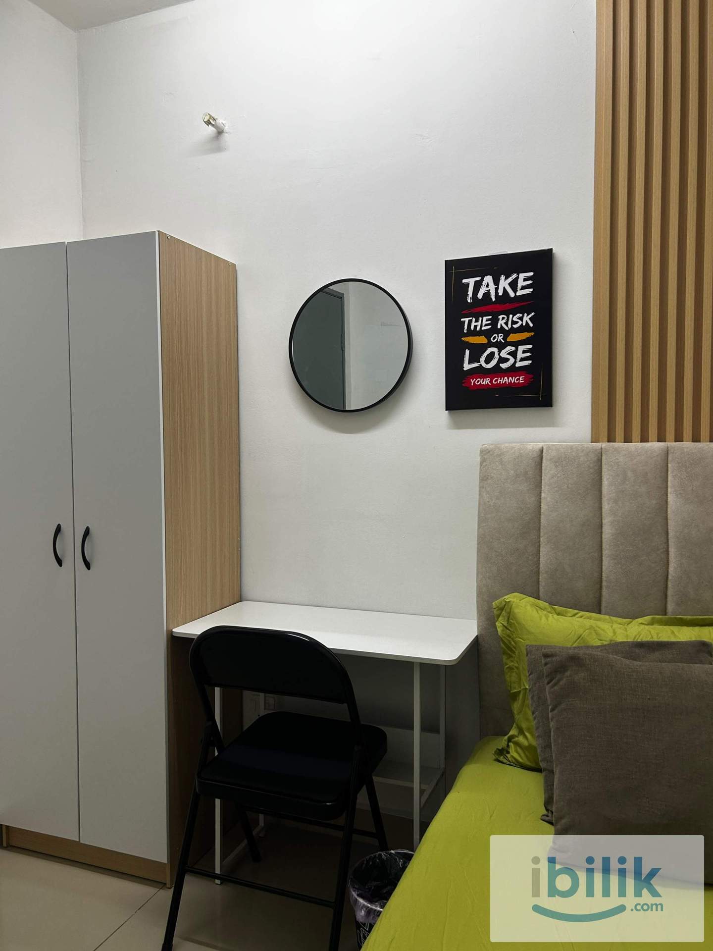 Bilik Sewa LELAKI Medium Bedroom Free Wifi Sentrovue Fully Furnished Aircond - Image 6