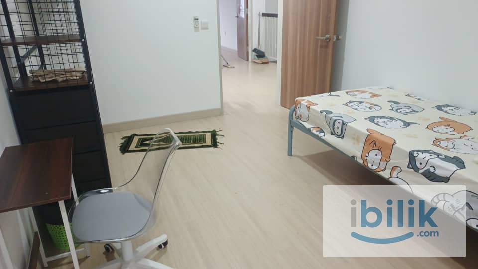 Room, Bandar Serenia - Image 3