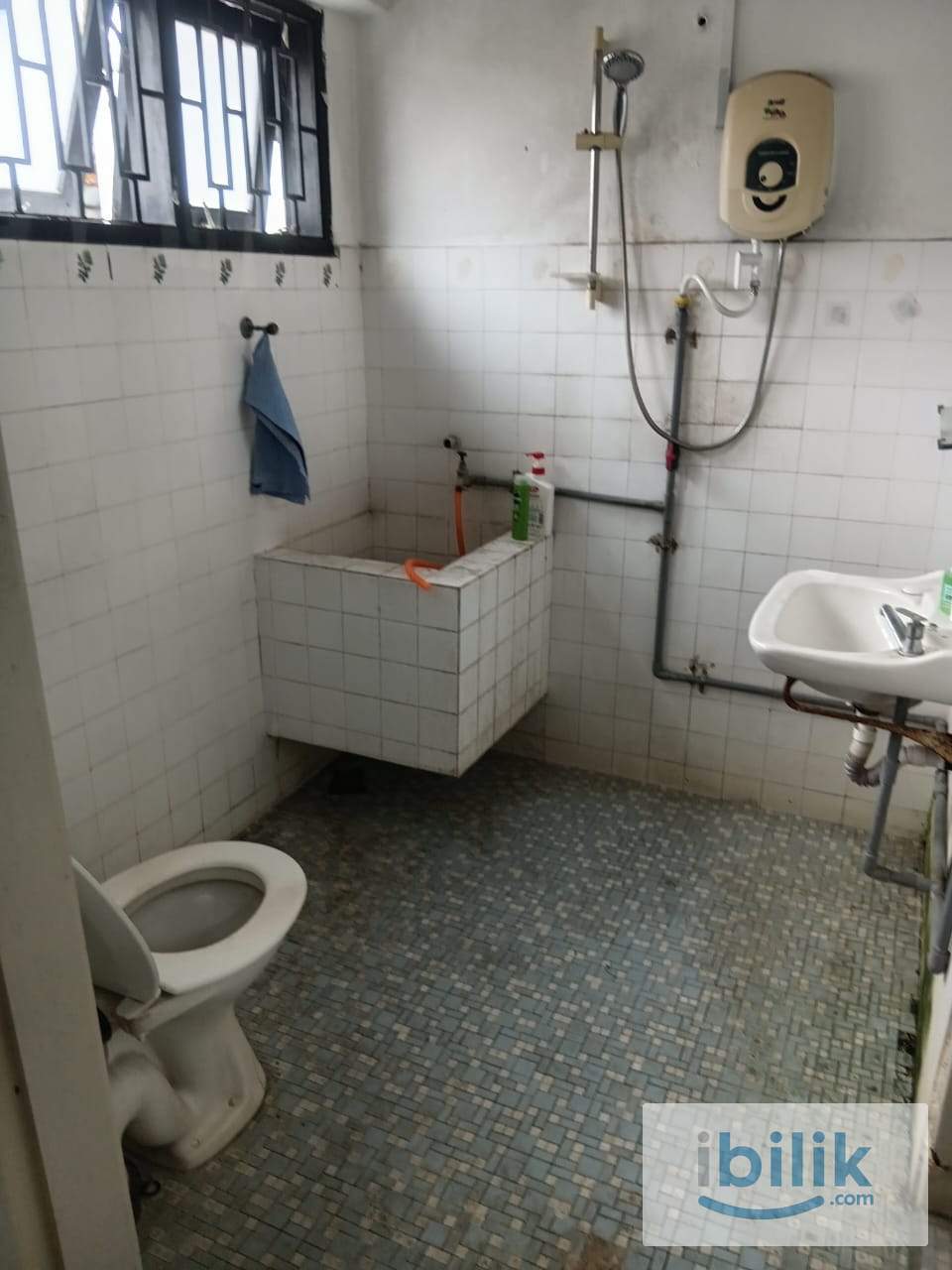 SS2, ROOM TO RENT - Image 3
