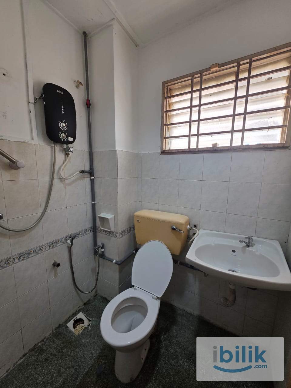 Taman Wawasan , Puchong, Room to Rent - Image 4