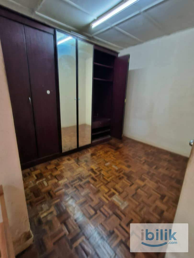 Seri kembangan, Taman lestari perdana, Master Room to Rent - Image 2