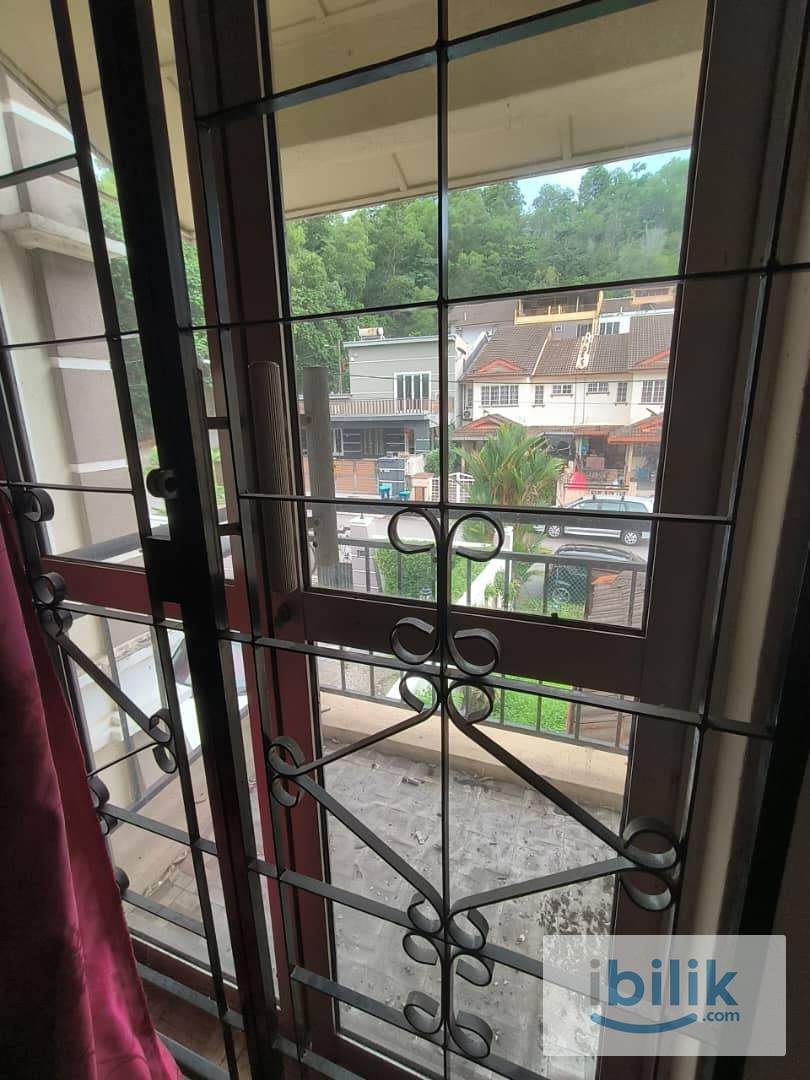 Seri kembangan, Taman lestari perdana, Master Room to Rent - Image 5