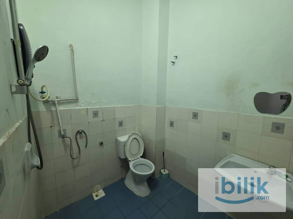 Bandar Puchong Jaya, Room to Rent - Image 2