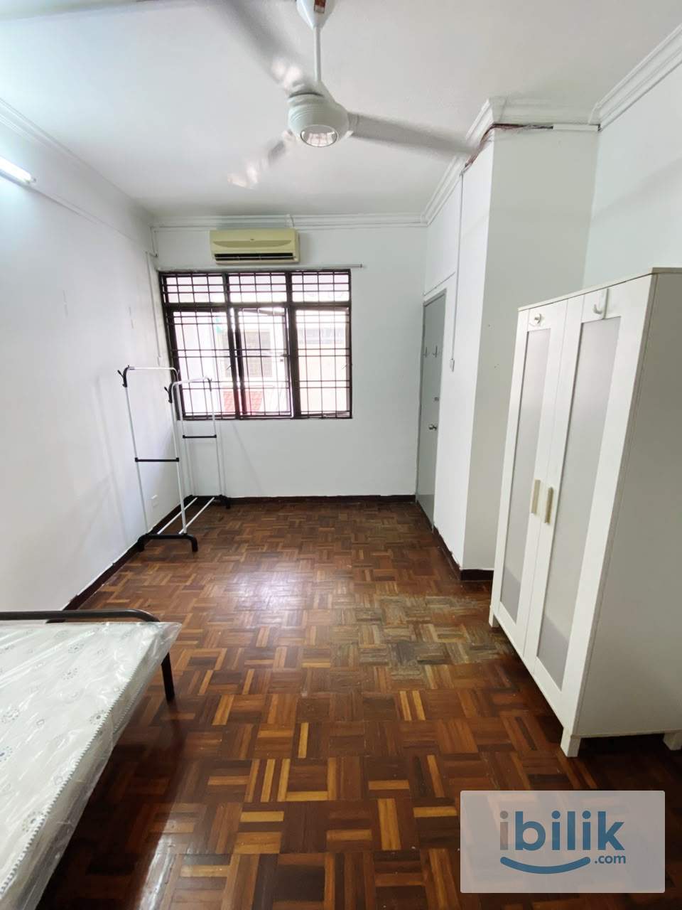 damansara utama , bu 10, Room to Rent  - Image 3