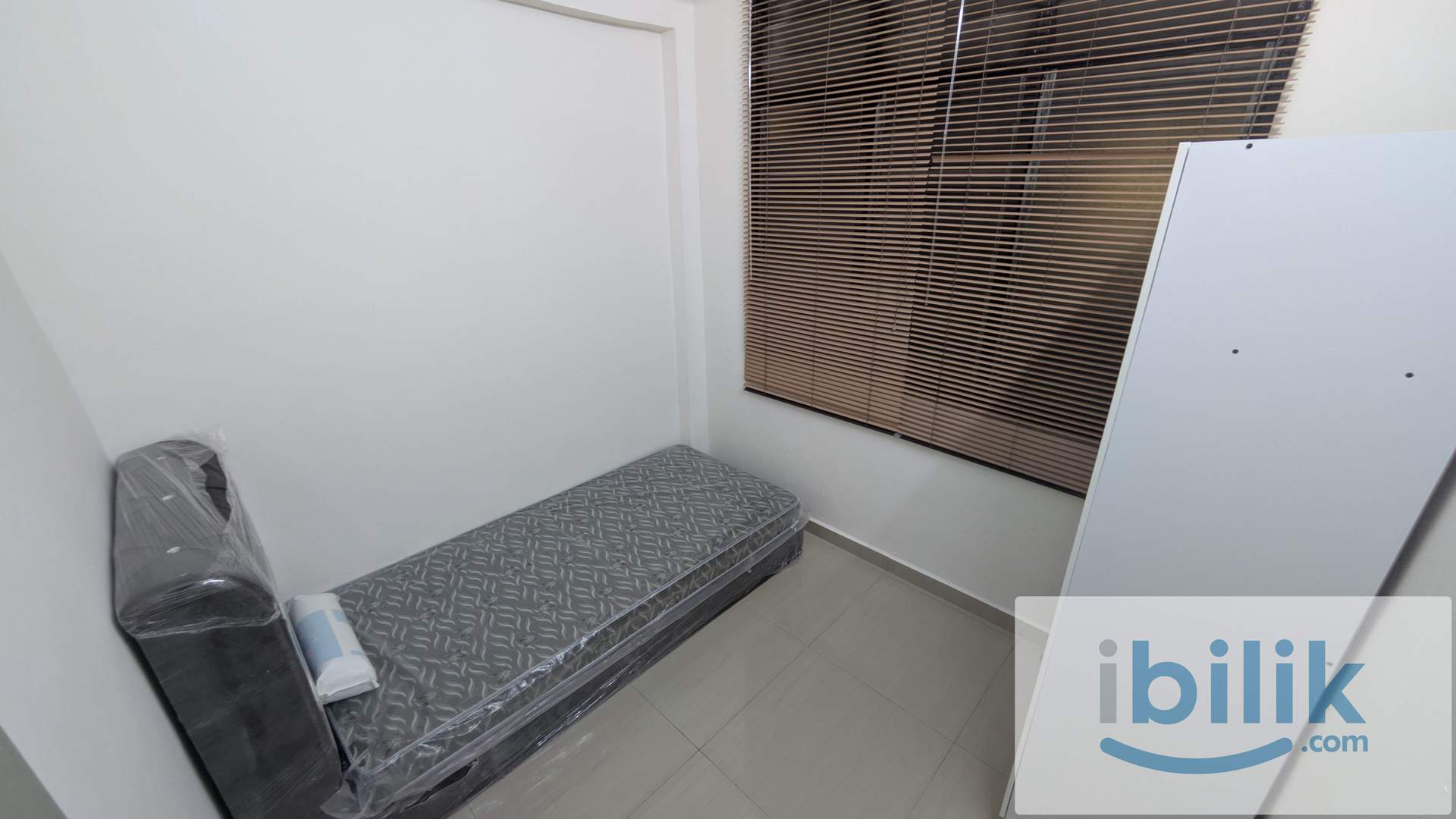 End Room Rosmerah  - Image 2