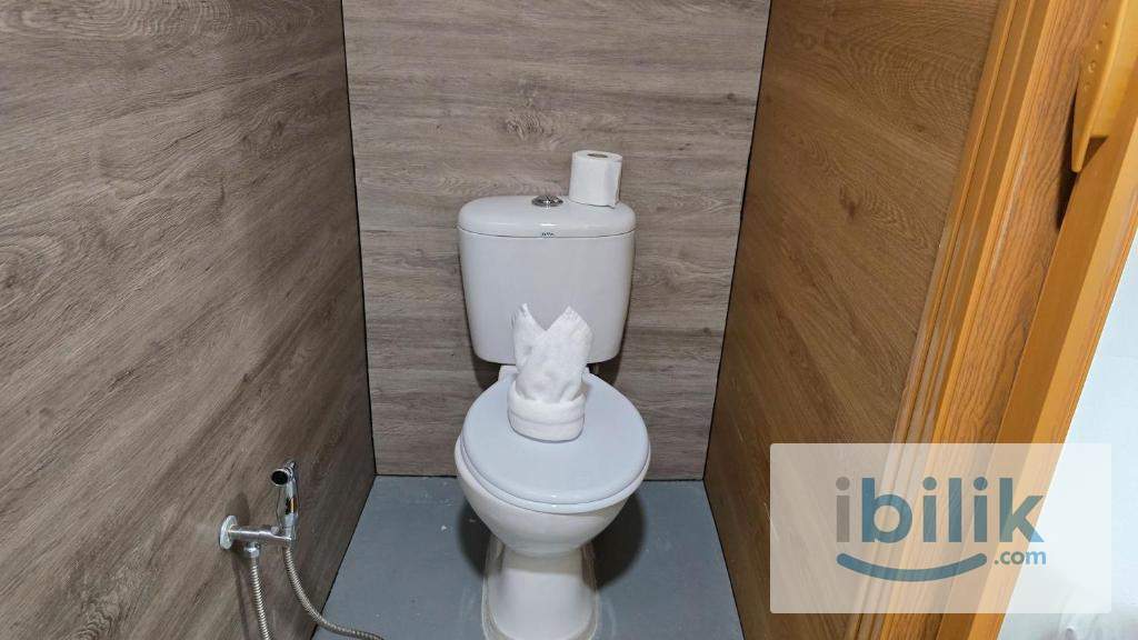 📍 Fully Furnished Room | Near Factories 🏭 & Hospitals 🏥 in Senawang - Image 2